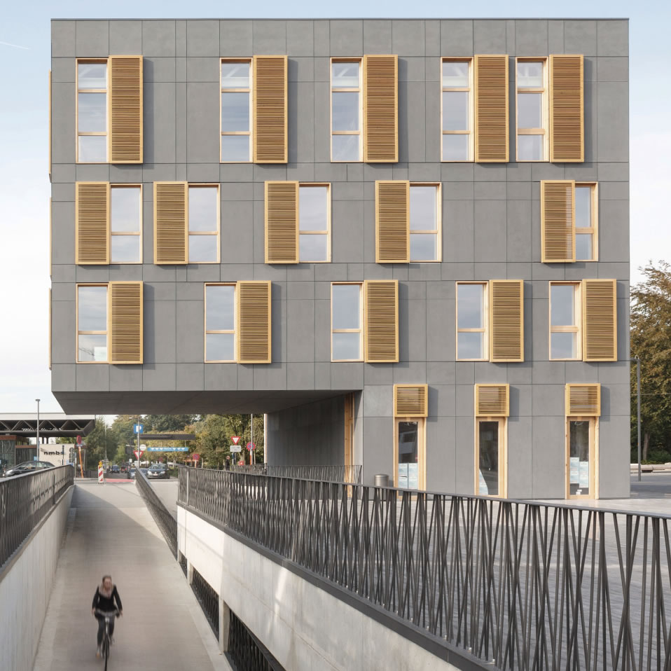 SikaTack Panel homlokzatburkolat ragasztó rendszer