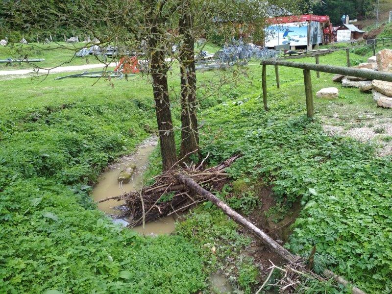 Az eplényi síaréna Tubo spirálkorcolt csövet választott a Malom-patak lefedésre