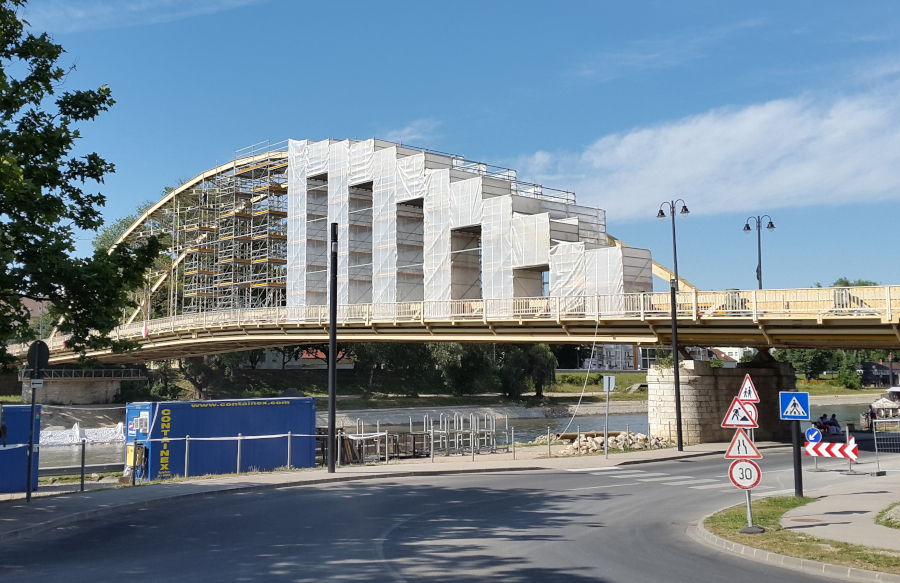 A győri Kossuth híd felújítása gyors és biztonságos munkavégzés mellett
