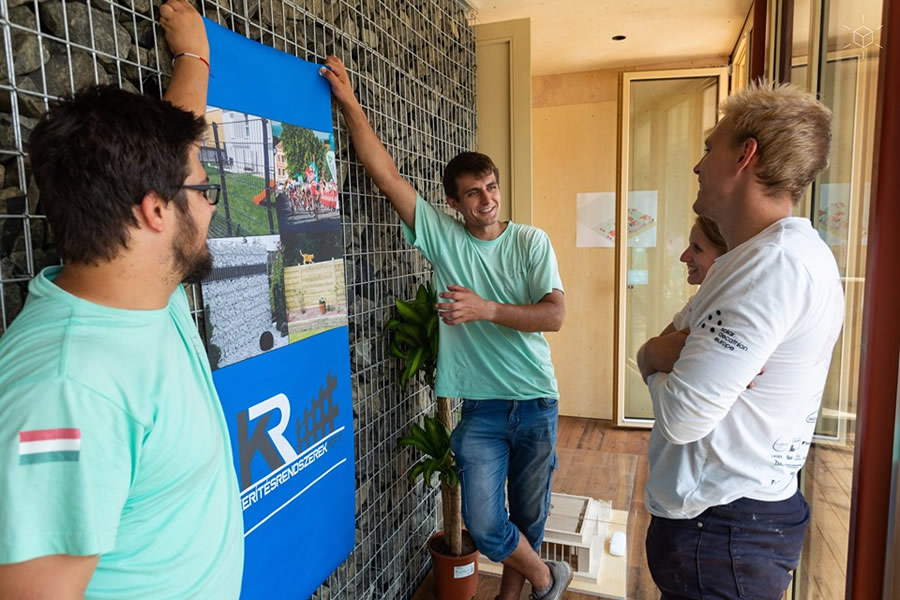 Energiagyűjtő falak készítése gabionból