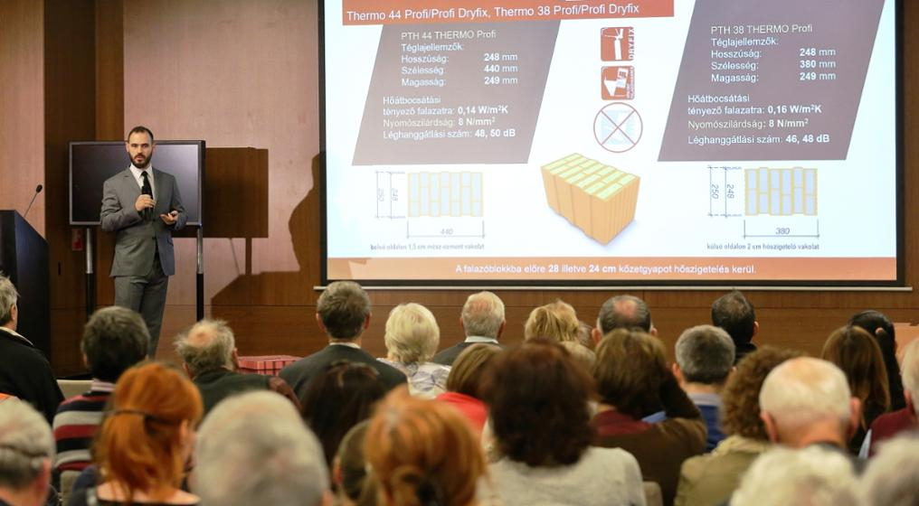 A Porotherm Profi Dryfix falazási technológia összehasonlítása a hagyományos habarcsos falazással