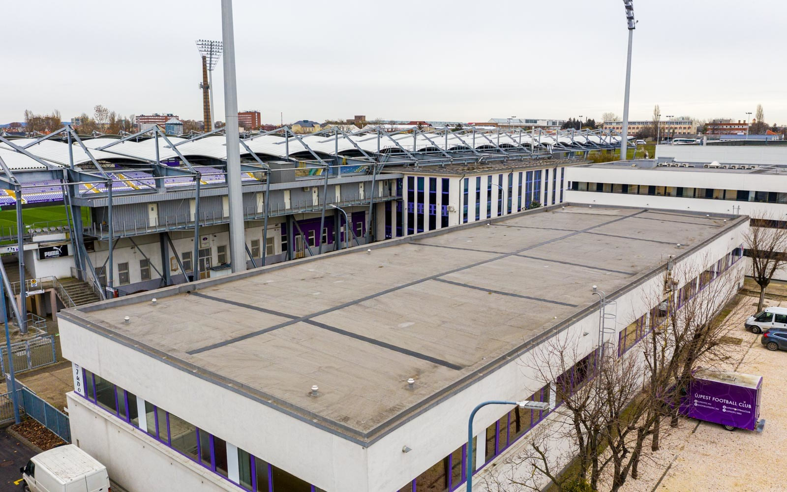 PROTAN vákuumszelepes tetőszigetelés az UTE judo és birkózó sportcsarnokán