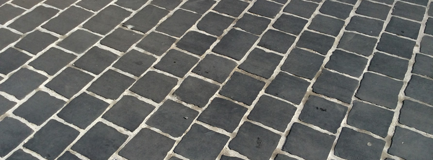 Sika FastFix® – Hatékony megoldás időtálló burkolt felületek kialakítására