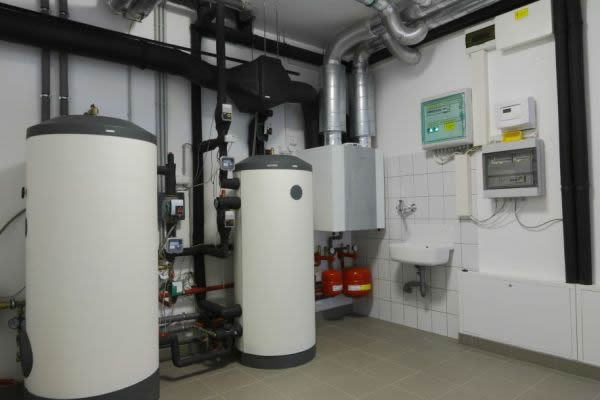 Stiebel Eltron hőszivattyús és szellőztető rendszer a Wienerberger e4 referencia házában