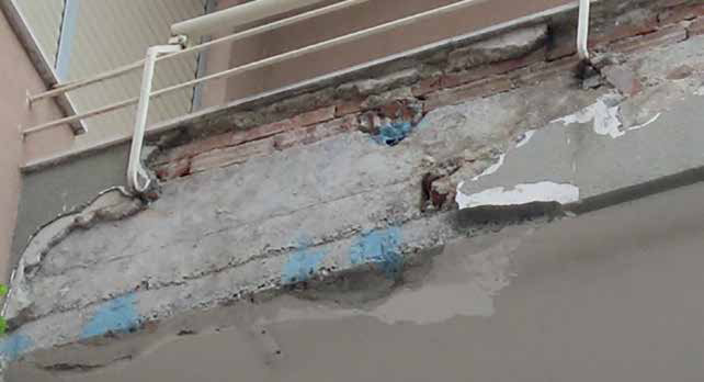 Mivel és hogyan javítsuk a télen szétfagyott terasz, járda betonszerkezetét?