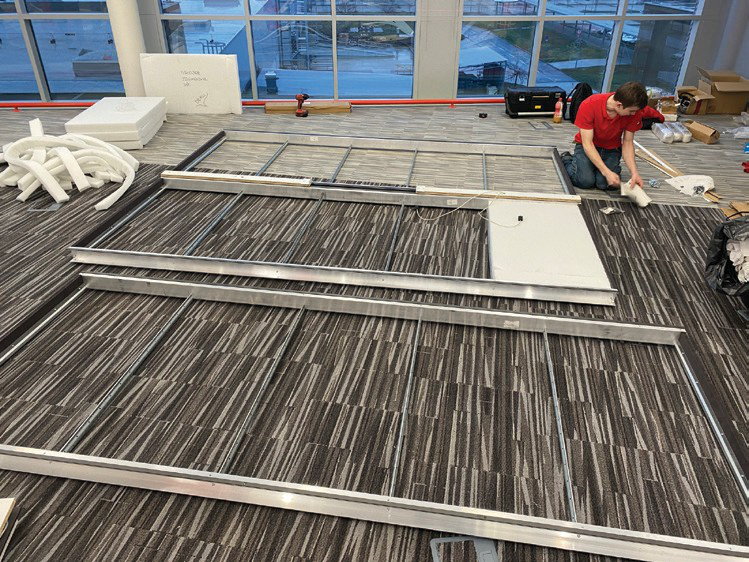 Woodtec vetroCUBE rendszer a debreceni NI új épületszárnyában