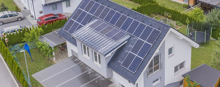 Solar power kiadvány a Schneider Elecrtictől