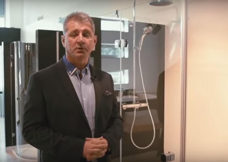 Új bemutató videó a RAVAK Brilliant zuhanykabinokról