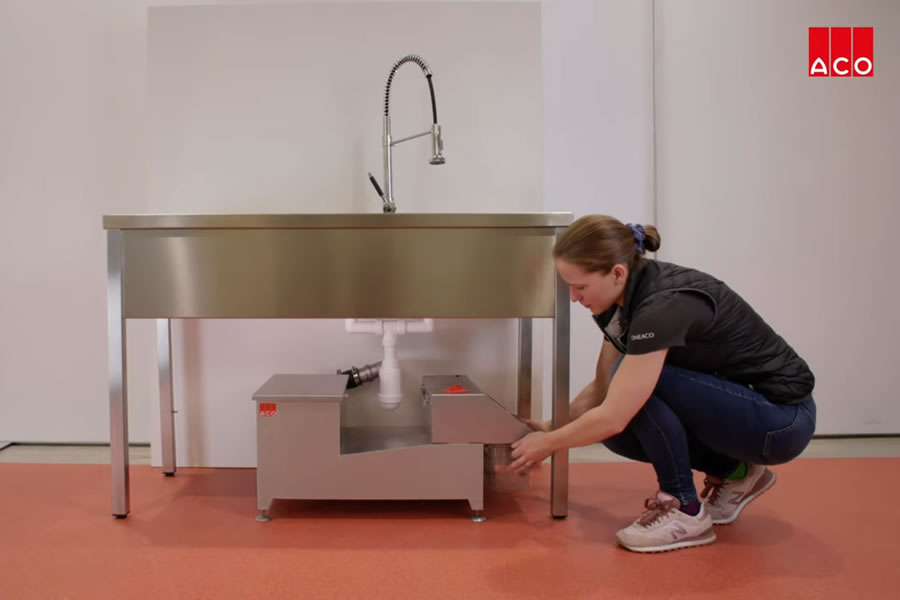 Új karbantartási videók az ACO zsírcsapdához – most már magyar nyelven