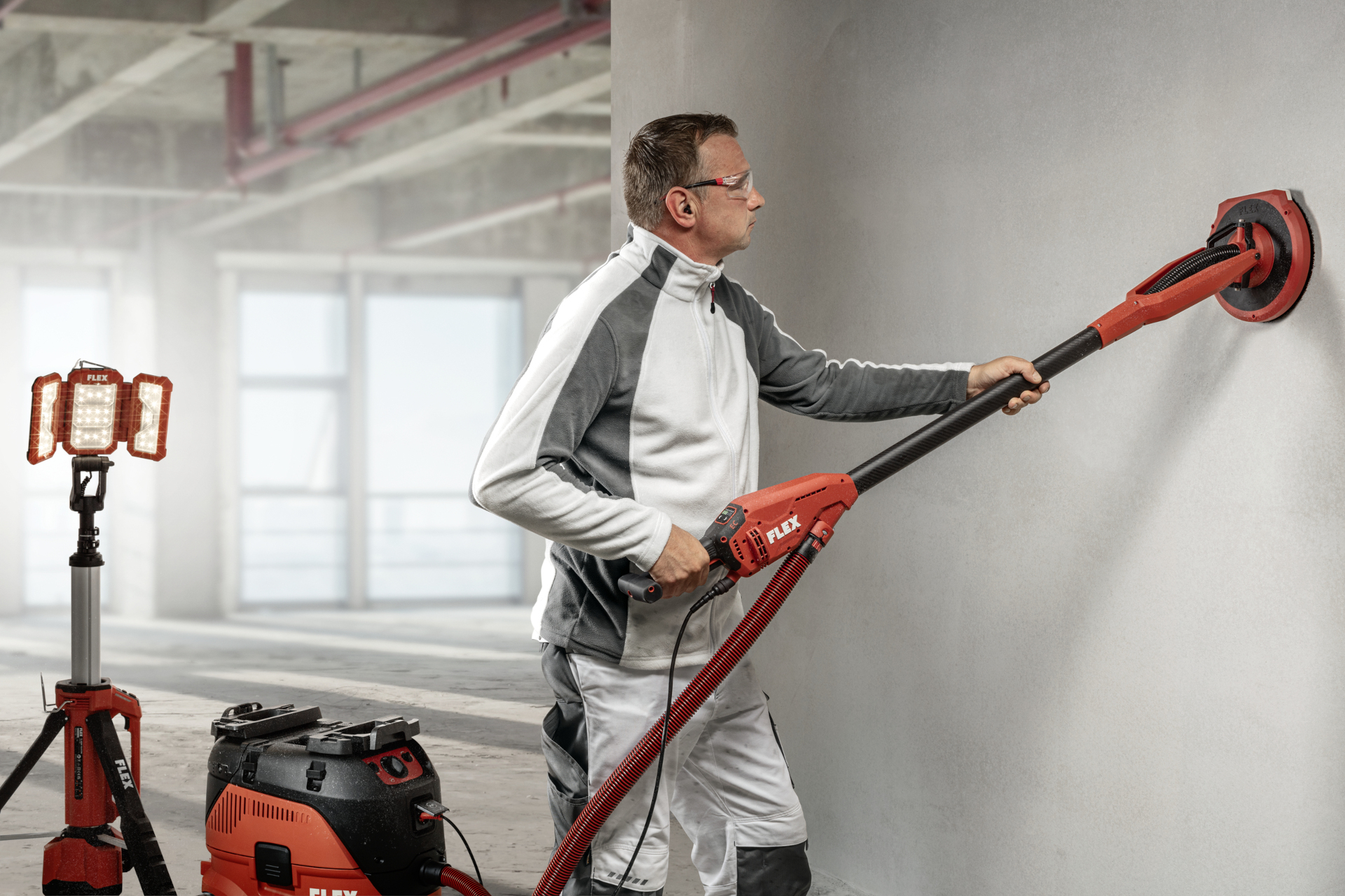 GE 6 R EC Giraffe® hosszúszárú fal- és mennyezetcsiszoló