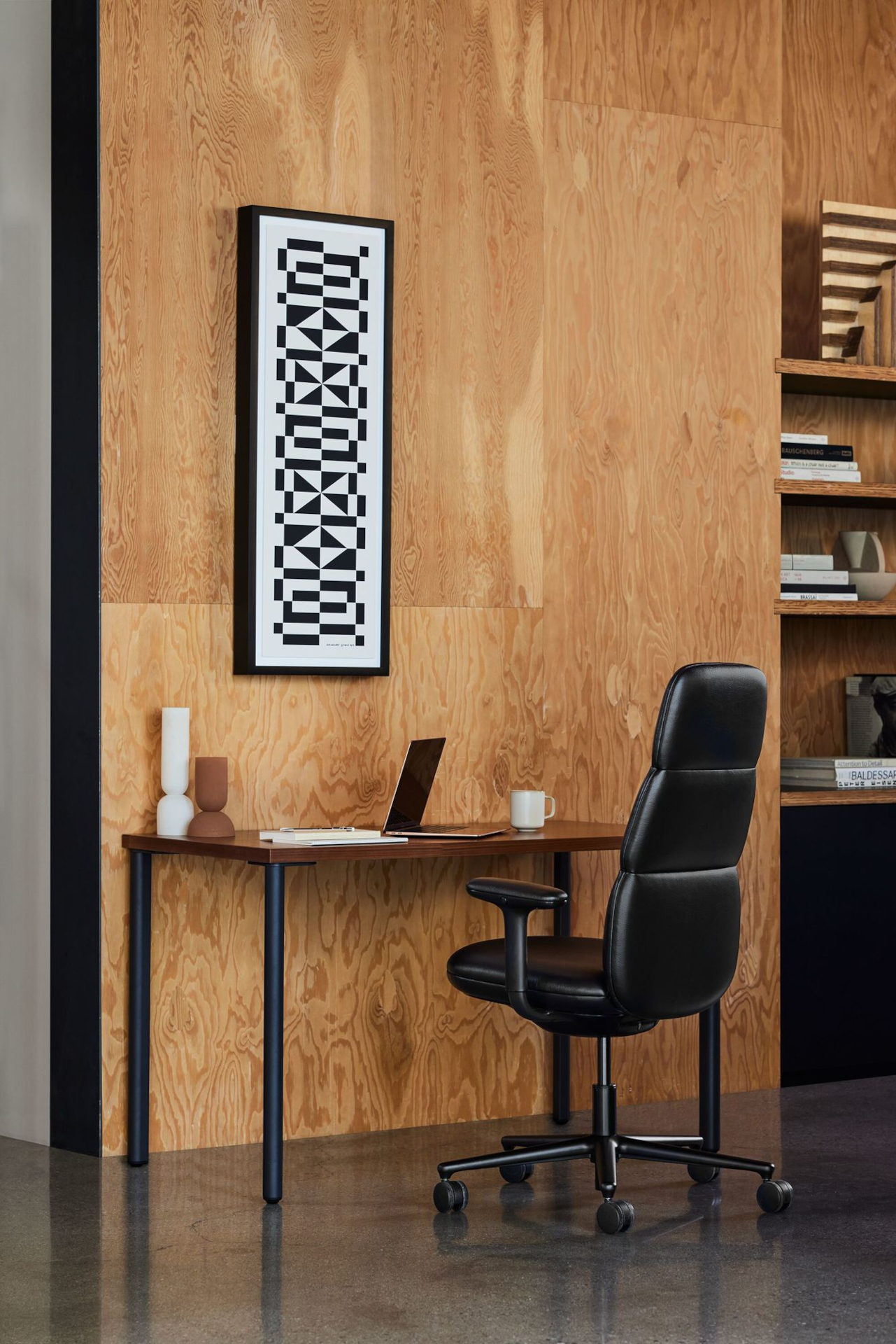 A Herman Miller Asari segít fenntartani az egészséges testtartást. A Herman Miller Asari segít fenntartani az egészséges testtartást.