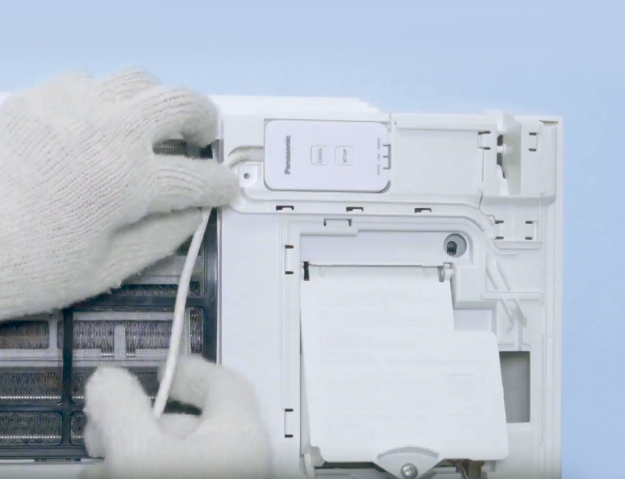 A Panasonic TZ és FZ beltéri egységek készülékháza gondos áttervezésen esett át A Panasonic TZ és FZ beltéri egységek készülékháza gondos áttervezésen esett át