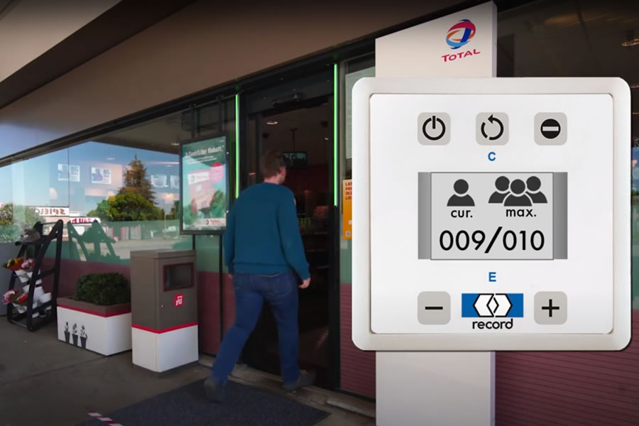 Forgalomszámláló tolóajtó a record Ajtó-automatizálási Kft. kínálatában