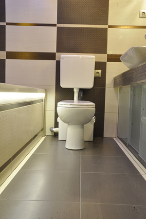 SANIPUMP Basic+ WC+2 - Darálós WC és háztartási átemelő a SANIPUMP Hungária Kft.-től

