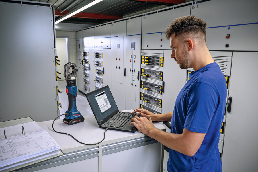 Bosch GPH 18V-60 Professional akkus hidraulikus krimpelő