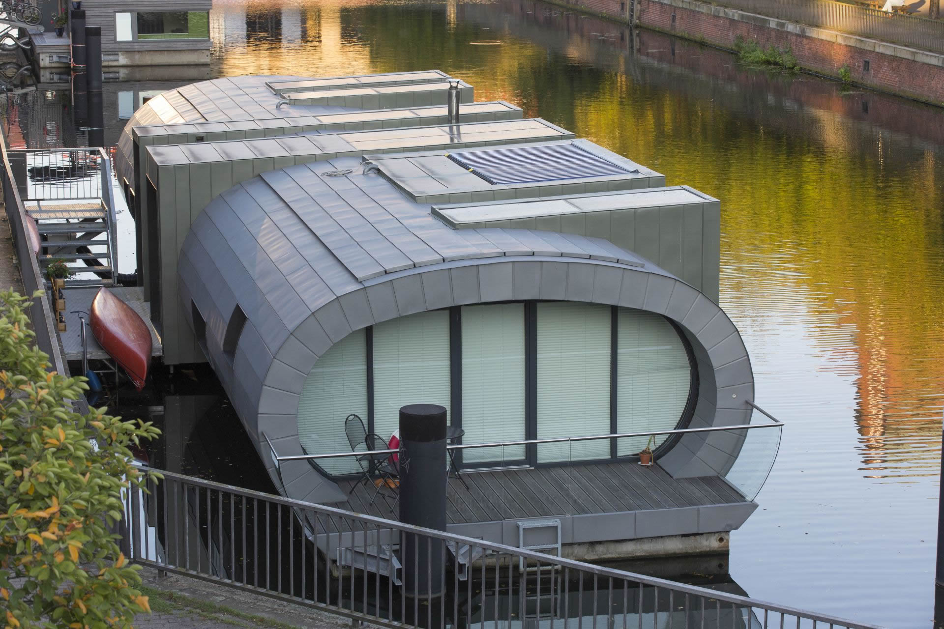VMZINC® Flatlock panel - Hamburg, lakóhajó